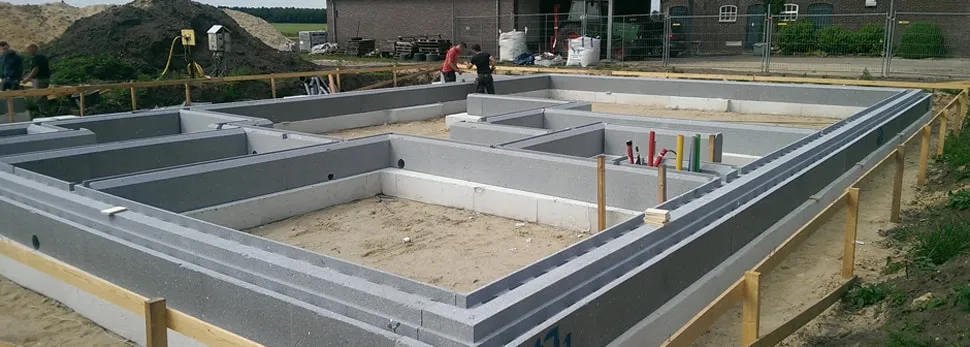 Isotras koudebrug onderbreker in gebruik op een bouwplaats